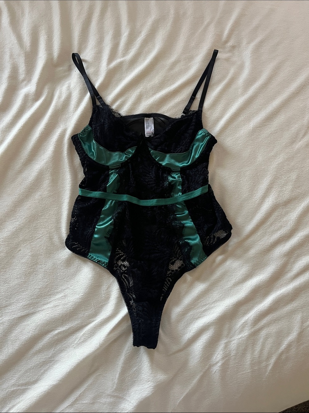 Women’s forever 21 lace intimate bodysuit